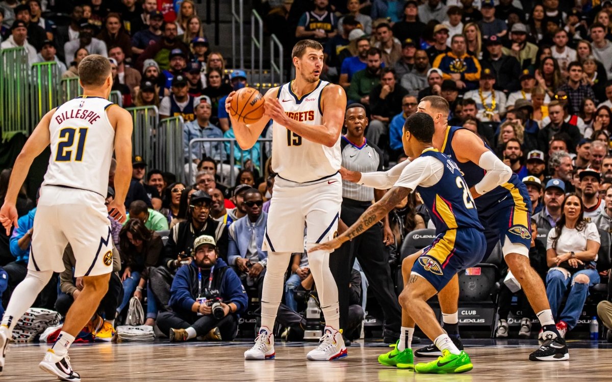 Live basketball match